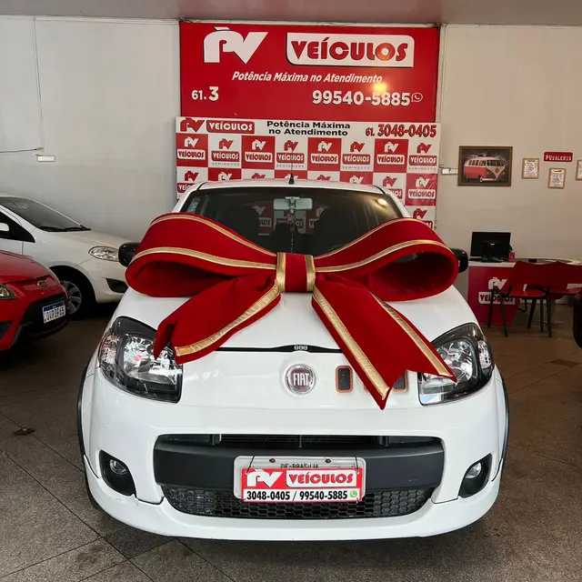 Carro Fiat Uno 2013 Sporting 1.4 8V (Flex) 4p