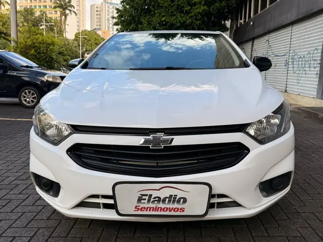 Carro Chevrolet Joy Plus 2021 Plus 1.0 8V Black Edition (Flex)