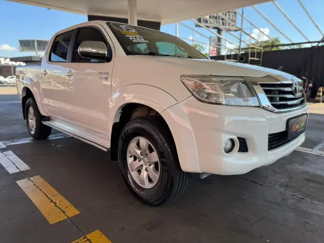 Carro Toyota Hilux Cabine Dupla 2015 Hilux 2.7 SRV CD 4x2 (Flex) (Aut)