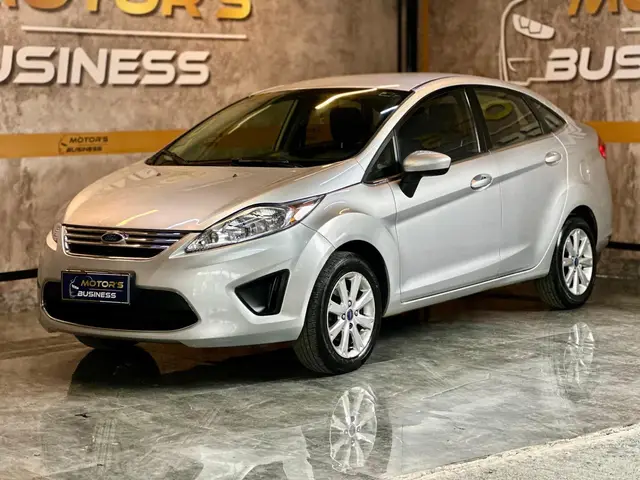 Carro Ford New Fiesta Sedan 2012 SE 1.6 (Flex)