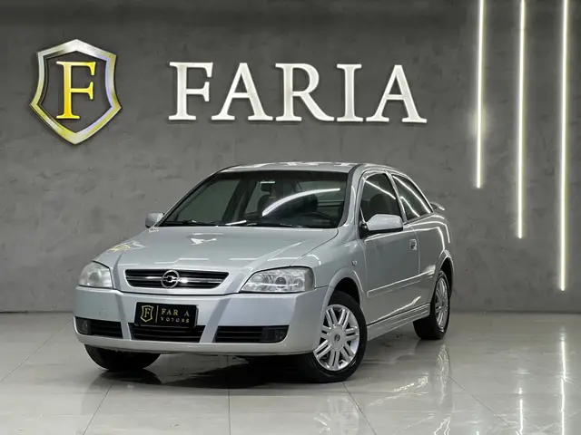 Carro Chevrolet Astra Hatch 2003 CD 2.0 8V