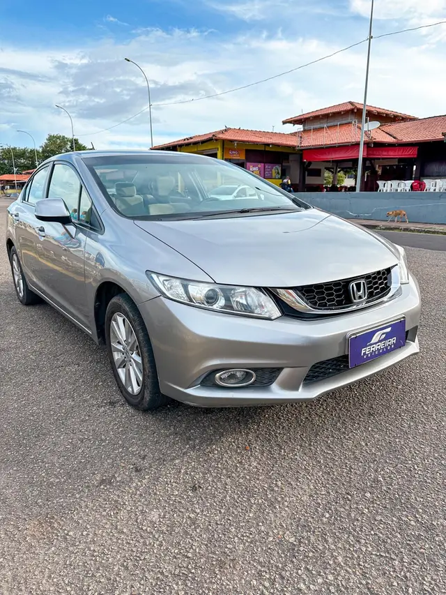 Carro Honda Civic 2016 LXS 1.8 i-VTEC (Flex)