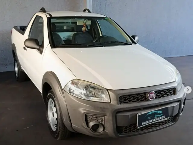 Carro Fiat Strada 2016 Working 1.4 (Flex)