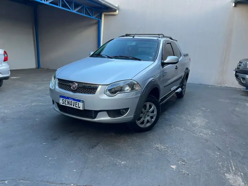 Fiat Strada Trekking 1.6 16V (Flex) (Cabine Dupla)