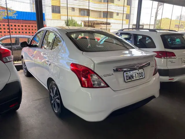 Carro Nissan Versa 2020 1.6 16V SL FlexStart CVT (Flex)