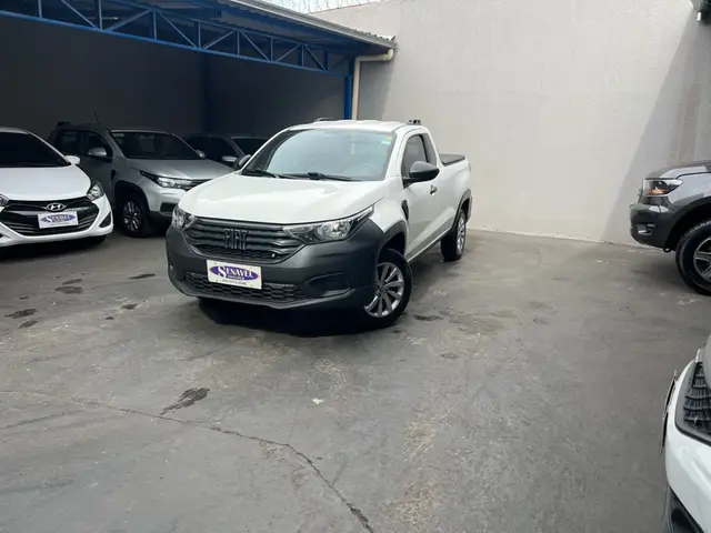 Carro Fiat Strada 2023 Endurance 1.4 Cabine Plus (Flex)