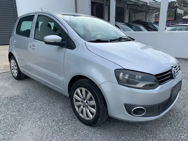 Carro Volkswagen Fox 2011 1.0 8V (Flex) 2p