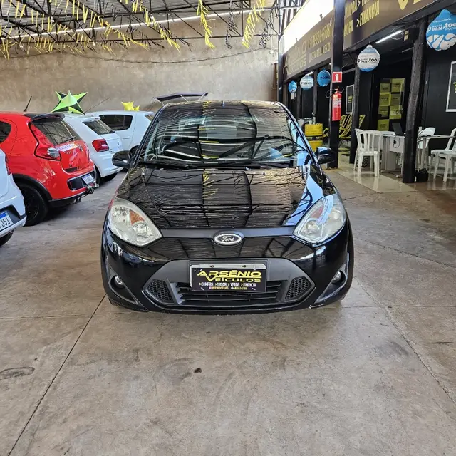 Carro Ford Fiesta Sedan 2013 Sed. 1.6 8V Flex 4p