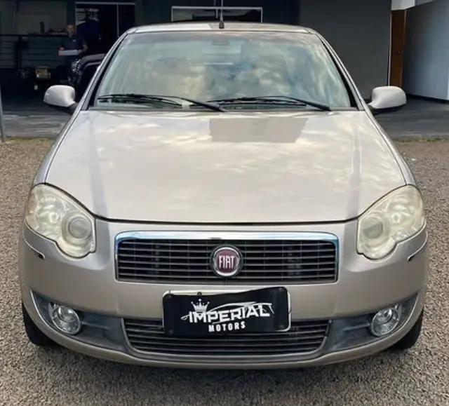 Carro Fiat Siena 2012 Essence 1.6 16V Dualogic (Flex)
