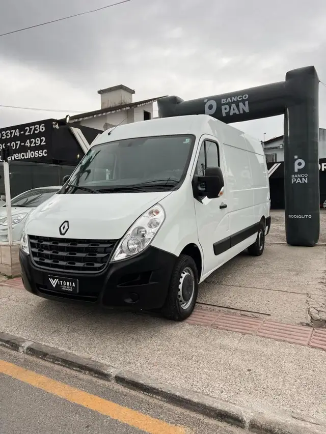 Carro Renault Master 2022 Extra Furgão L3H2