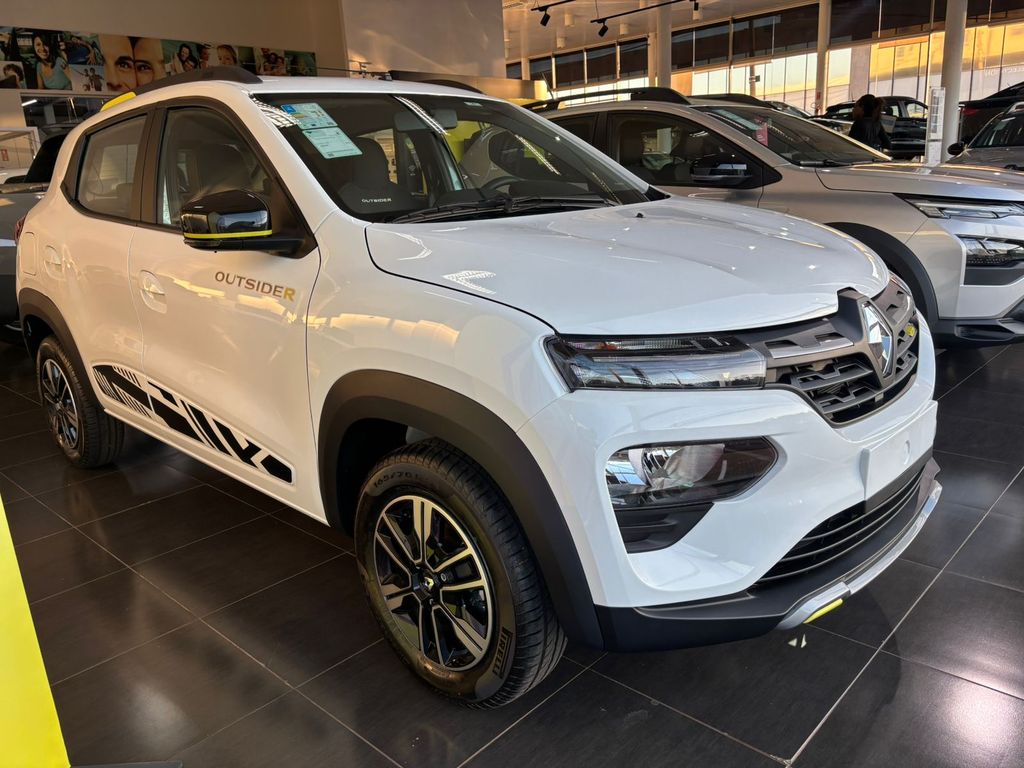 Kwid Outsider 1.0