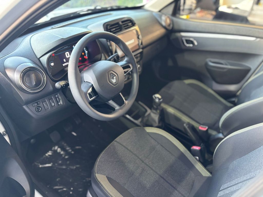 Kwid Outsider 1.0