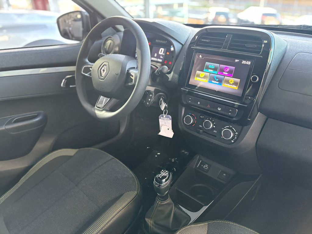 Kwid Outsider 1.0