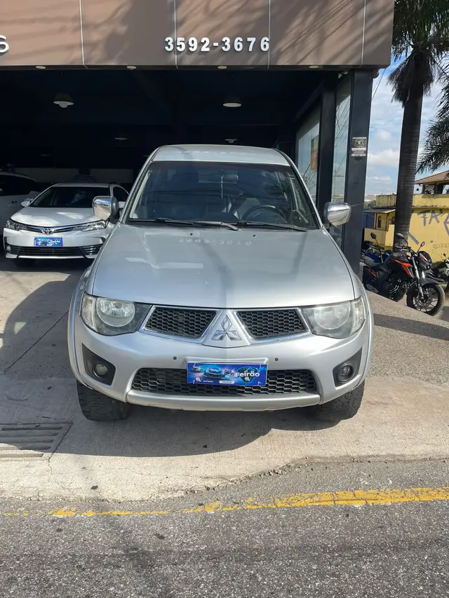 Carro Mitsubishi L200 Triton Sport 2011 L 200 Triton HPE 4x4 3.2 (aut) (cab. dupla)