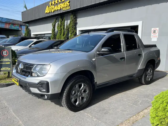 Carro Renault Oroch 2025 Intense 1.6 (Flex)