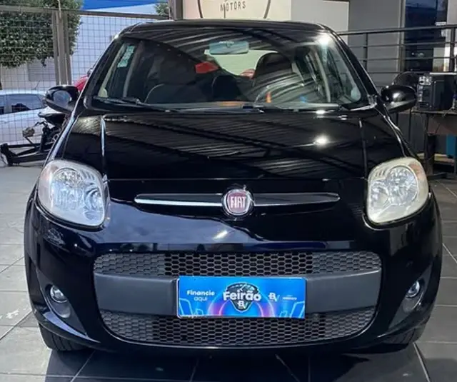 Carro Fiat Palio 2013 Attractive 1.0 8V (Flex)