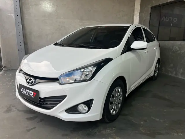 Carro Hyundai HB20S 2014 1.0 Comfort Plus (Flex)