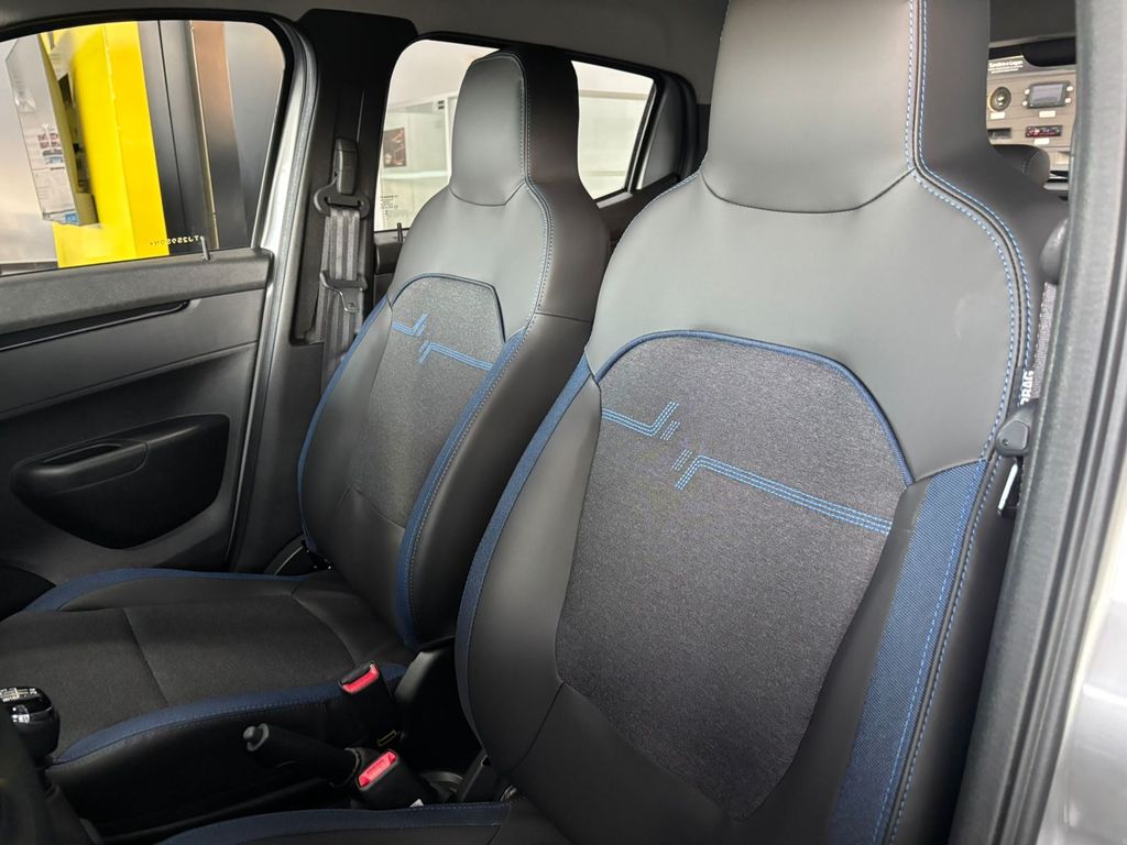 Kwid Intense 1.0