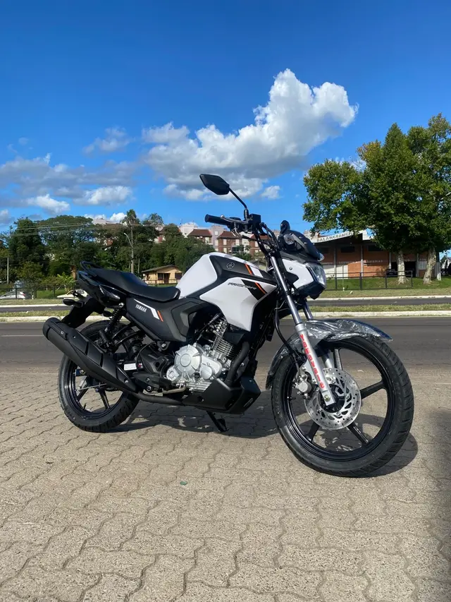 Carro Yamaha YBR 150 Factor 2025 ED