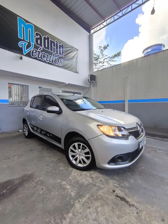 Carro Renault Sandero 2015 Expression 1.0 16V (Flex)