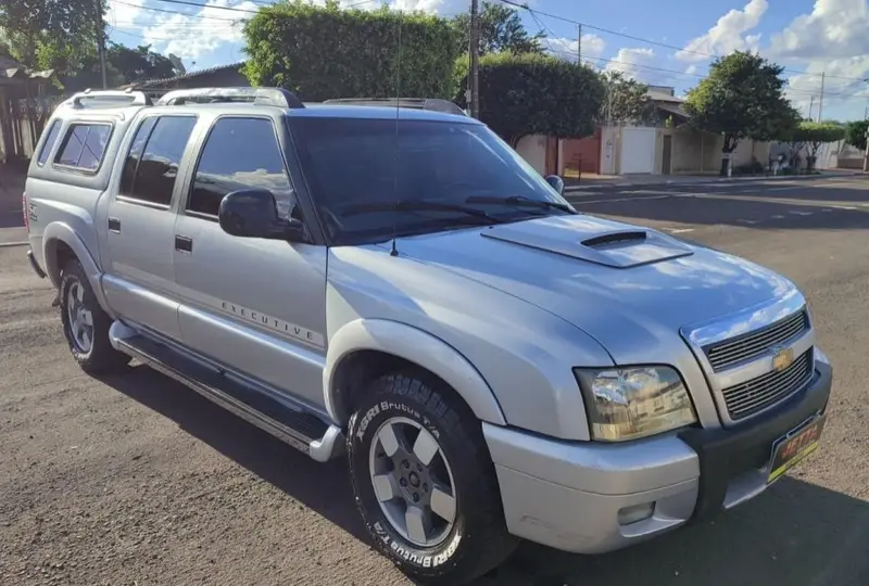 Chevrolet S10 Executive 4x2 2.4 (Flex) (Cab Dupla)