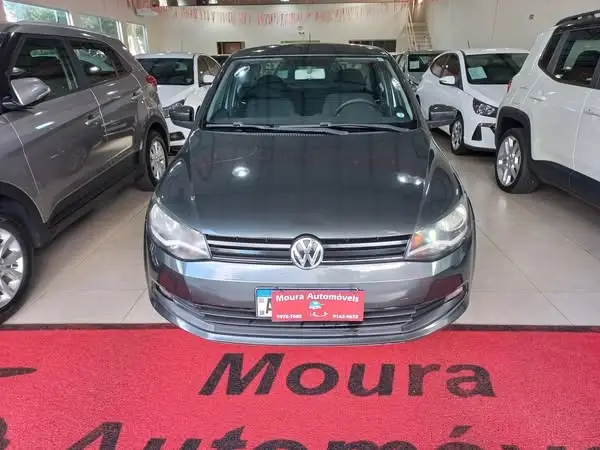 Carro Volkswagen Voyage 2014 1.0 TEC (Flex)