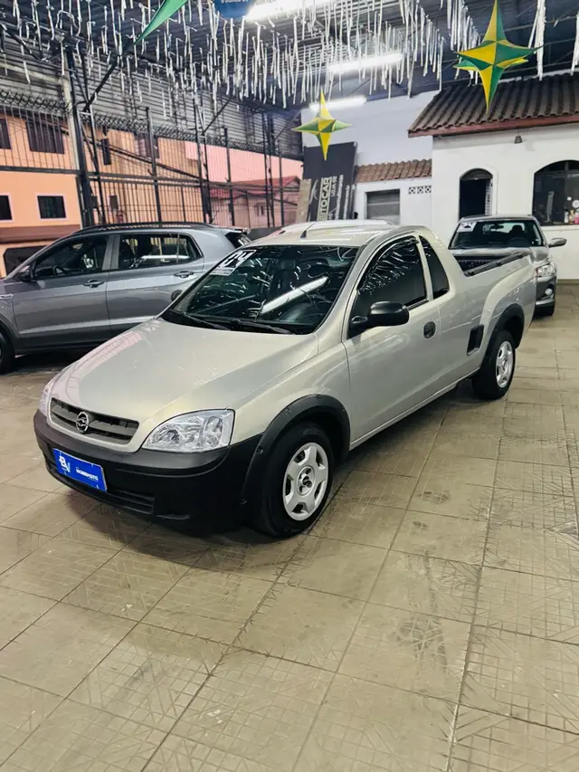 Carro Chevrolet Montana 2004 Conquest 1.8 (Flex)