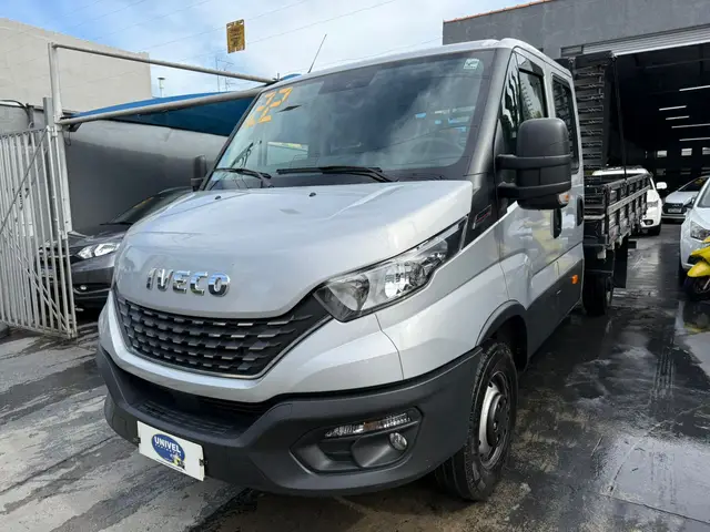 Carro Iveco Daily Chassi 2022 45-170 Cd 3.0 (Diesel)