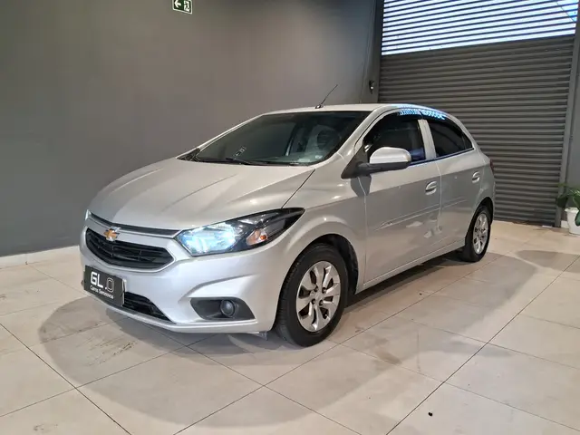 Carro Chevrolet Onix 2019 1.0 LT SPE/4