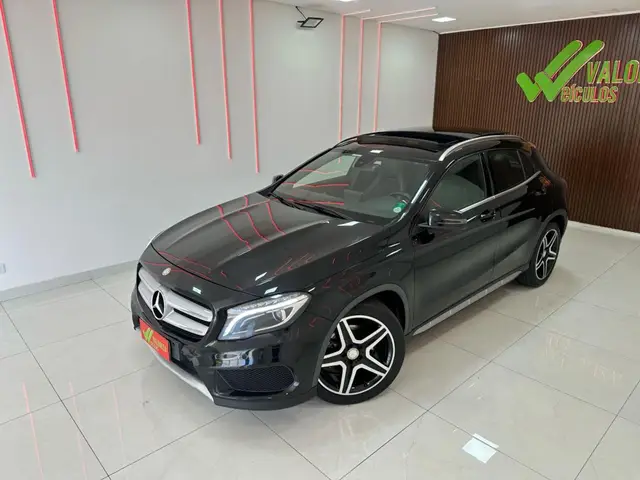 Carro Mercedes-Benz GLA 250  2016 GLA 250 Sport 2.0 TB 16V 4x4 211cv Aut.