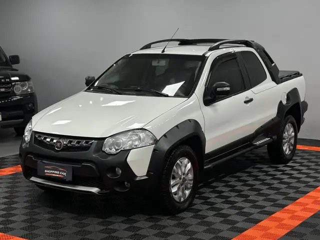 Carro Fiat Strada 2013 Adventure 1.8 16V (Flex) (Cabine Dupla)