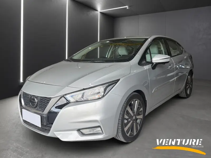 Nissan Versa Exclusive 1.6 (Flex) (Aut)