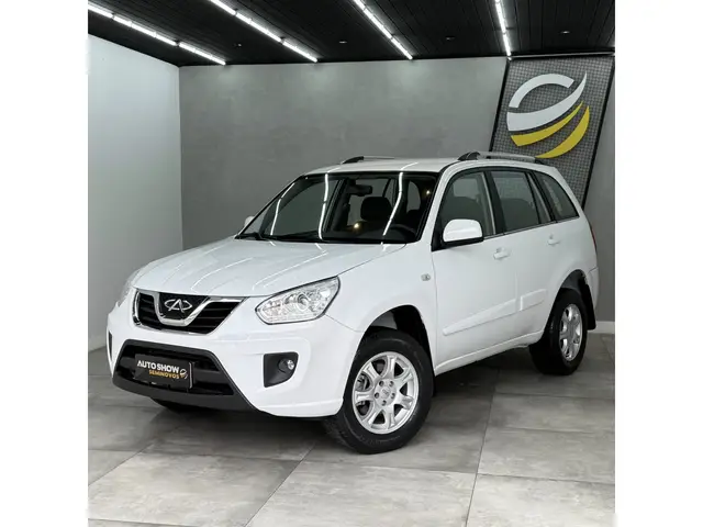 Carro CAOA Chery Tiggo 2015 2.0 16V