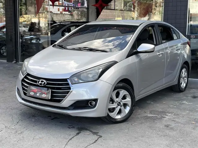 Carro Hyundai HB20S 2017 1.6 Comfort Plus (Flex)