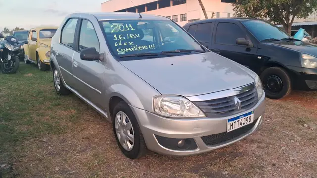 Carro Renault Logan 2011 Expression 1.6 8V Hi-Torque (flex)