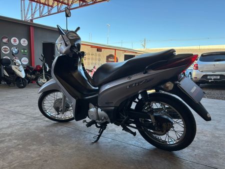 Biz 125i ES