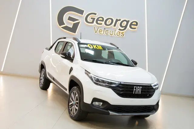 Carro Fiat Strada 2025 Volcano 1.3 Flex 8V CD Aut.