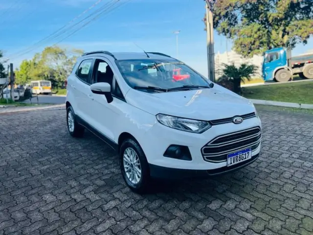 Carro Ford EcoSport 2015 Ecosport SE 2.0 16V Powershift (Flex)