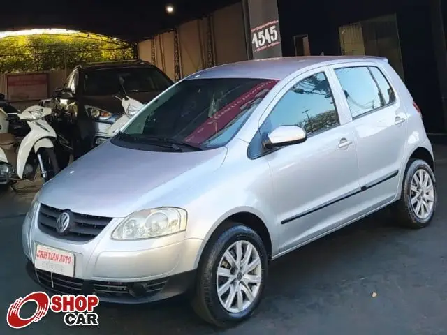 Carro Volkswagen Fox 2009 1.0 8V (Flex)