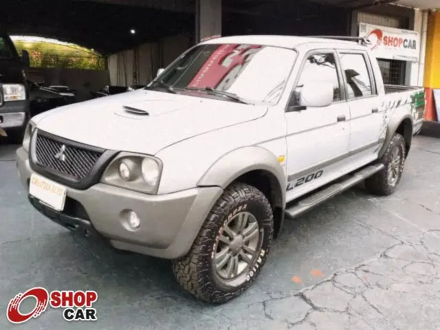 Carro Mitsubishi L200 Triton Outdoor 2009 L 200 Outdoor HPE 4x4 2.5 (aut) (cab. dupla)