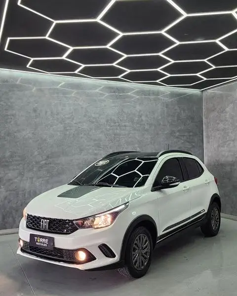 Carro Fiat Argo 2022 Trekking 1.3 (Flex)