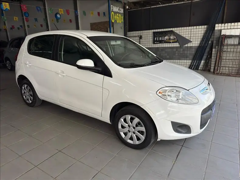 Fiat Palio Attractive 1.0 Evo (Flex)