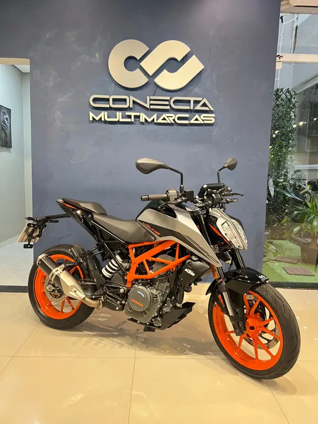 Carro KTM Duke 390 2023 390