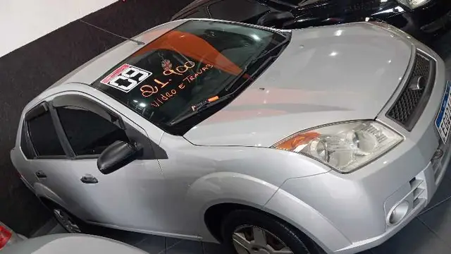 Carro Ford Fiesta Sedan 2009 1.0 (Flex)