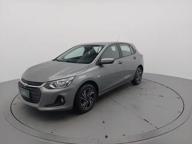 Carro Chevrolet Onix Plus 2025 LT 1.0