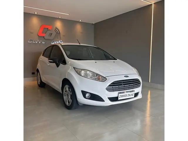 Carro Ford Fiesta Hatch 2014 1.6 (Aut.)