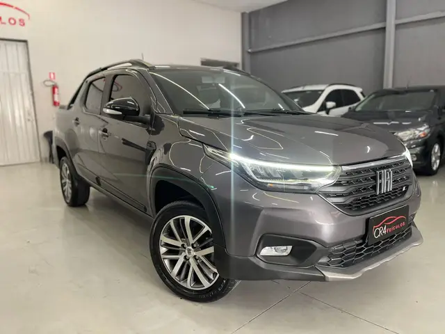 Carro Fiat Strada 2024 Volcano 1.3 Flex 8V CD Aut.