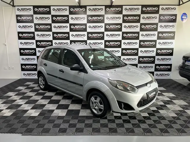 Carro Ford Fiesta Hatch 2013 Rocam 1.0 (Flex)
