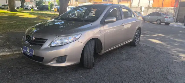 Carro Toyota Corolla 2011 Sedan XLi 1.8 16V (flex)