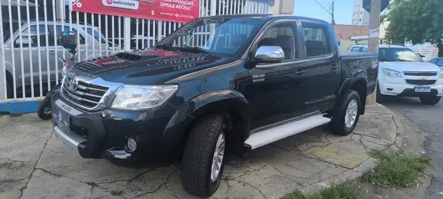 Carro Toyota Hilux Cabine Dupla 2013 Hilux 3.0 TDI 4x4 CD SRV (Aut)